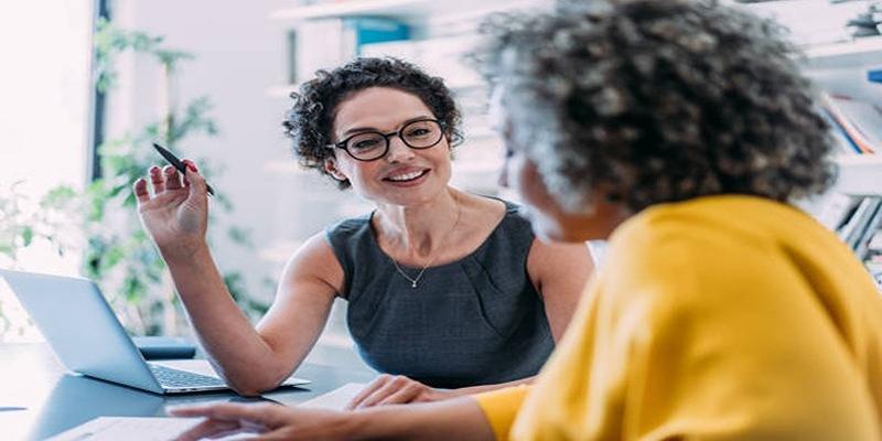 Step-by-Step Guide to Becoming a Financial Advisor